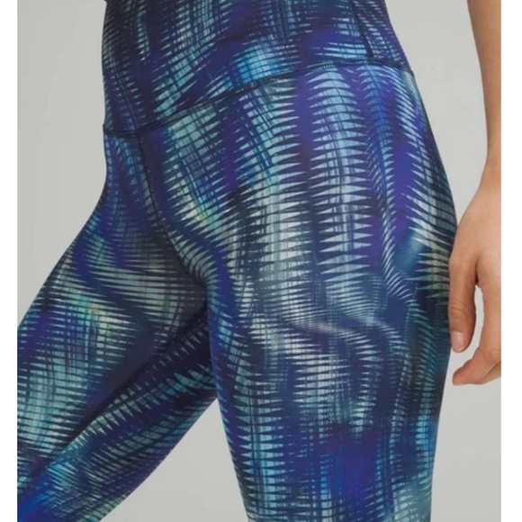 lululemon athletica Pants - lululemon athletica Blue Multi-Pattern High-Rise capri leggings